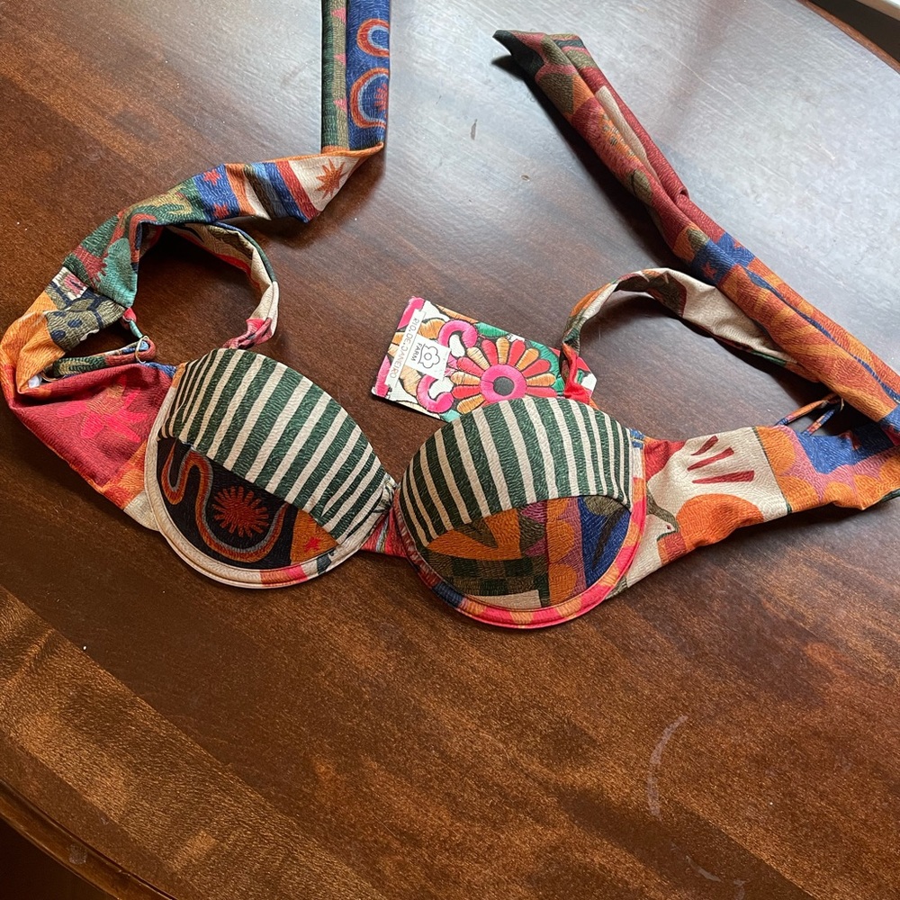 FARM Rio Multicolor Bikini Top - Picture 12 of 12
